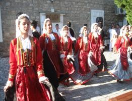 Холостяки в черногории или где славянским женщинам искать мужа Черногория люди внешность